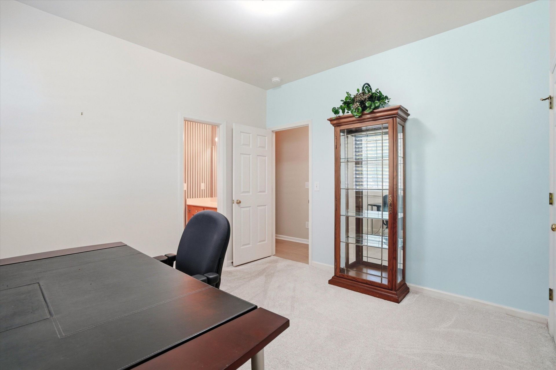 1396 Lakecrest Court Photo 31