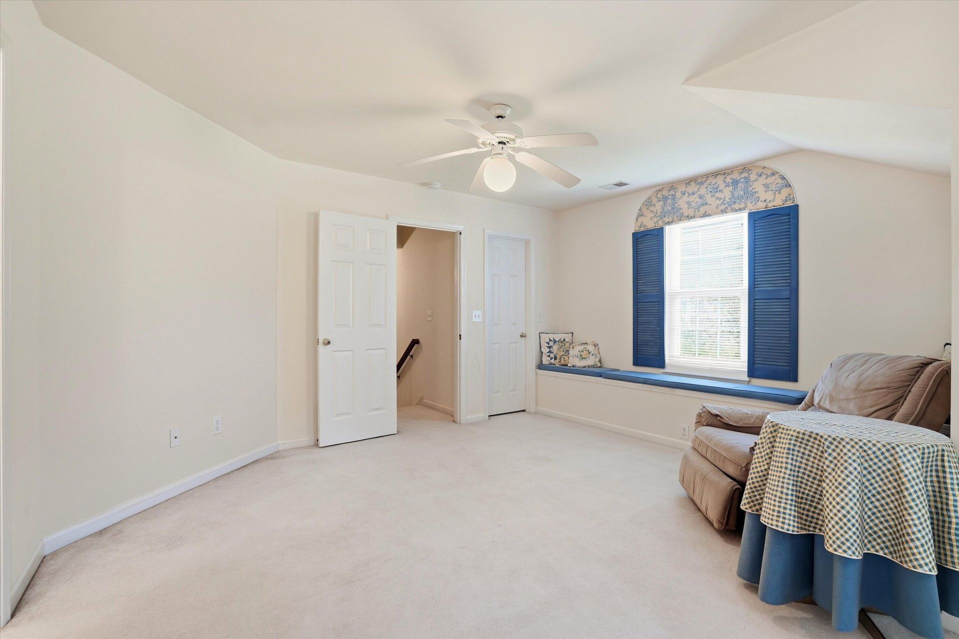 1396 Lakecrest Court Photo 35