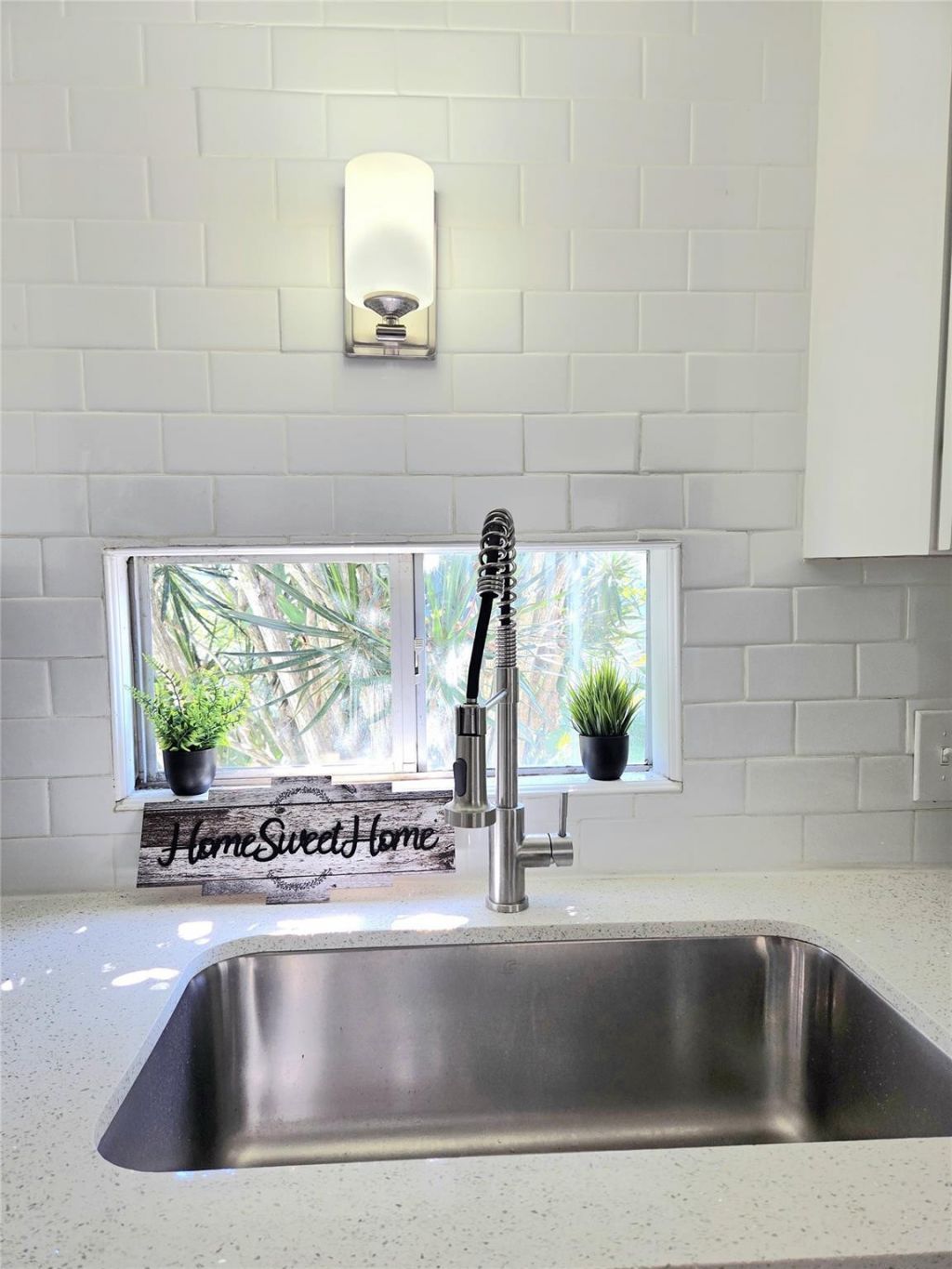 2050 SW 83rd Terrace, Davie, FL 33324 Photo
