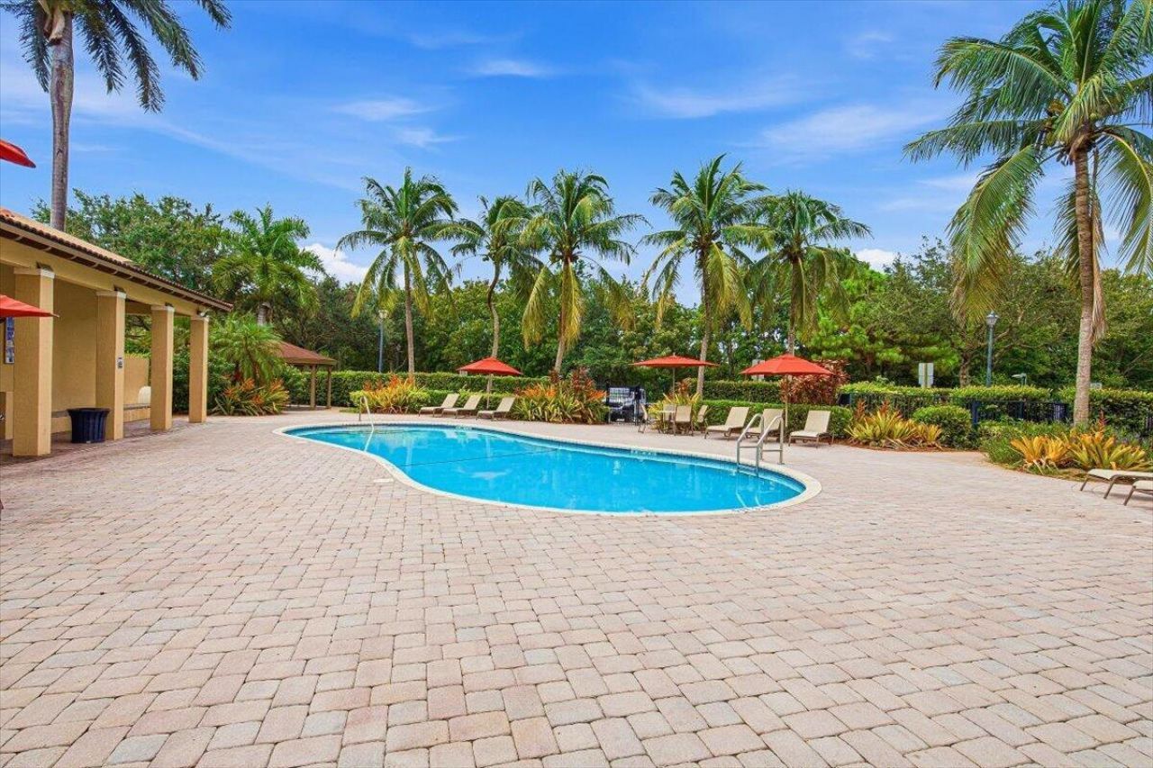 8706 Blaze Court, Davie, FL 33328 Photo