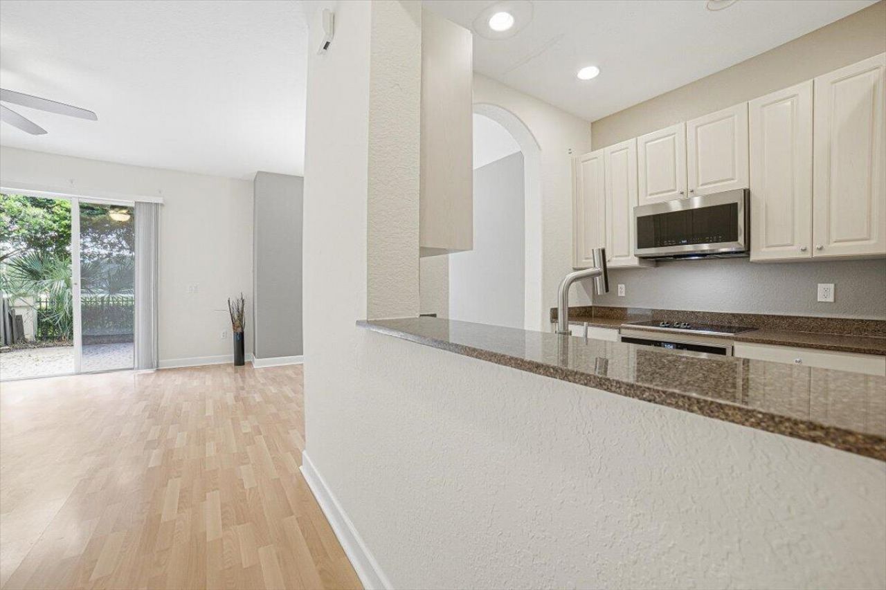 8706 Blaze Court, Davie, FL 33328 Photo