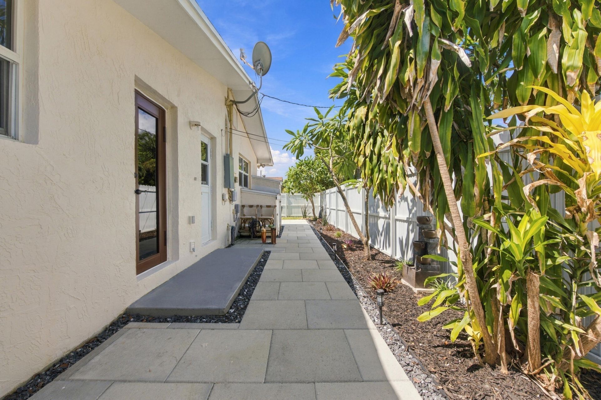 1409 Richard Lane, Lake Worth Beach, FL 33460 Photo
