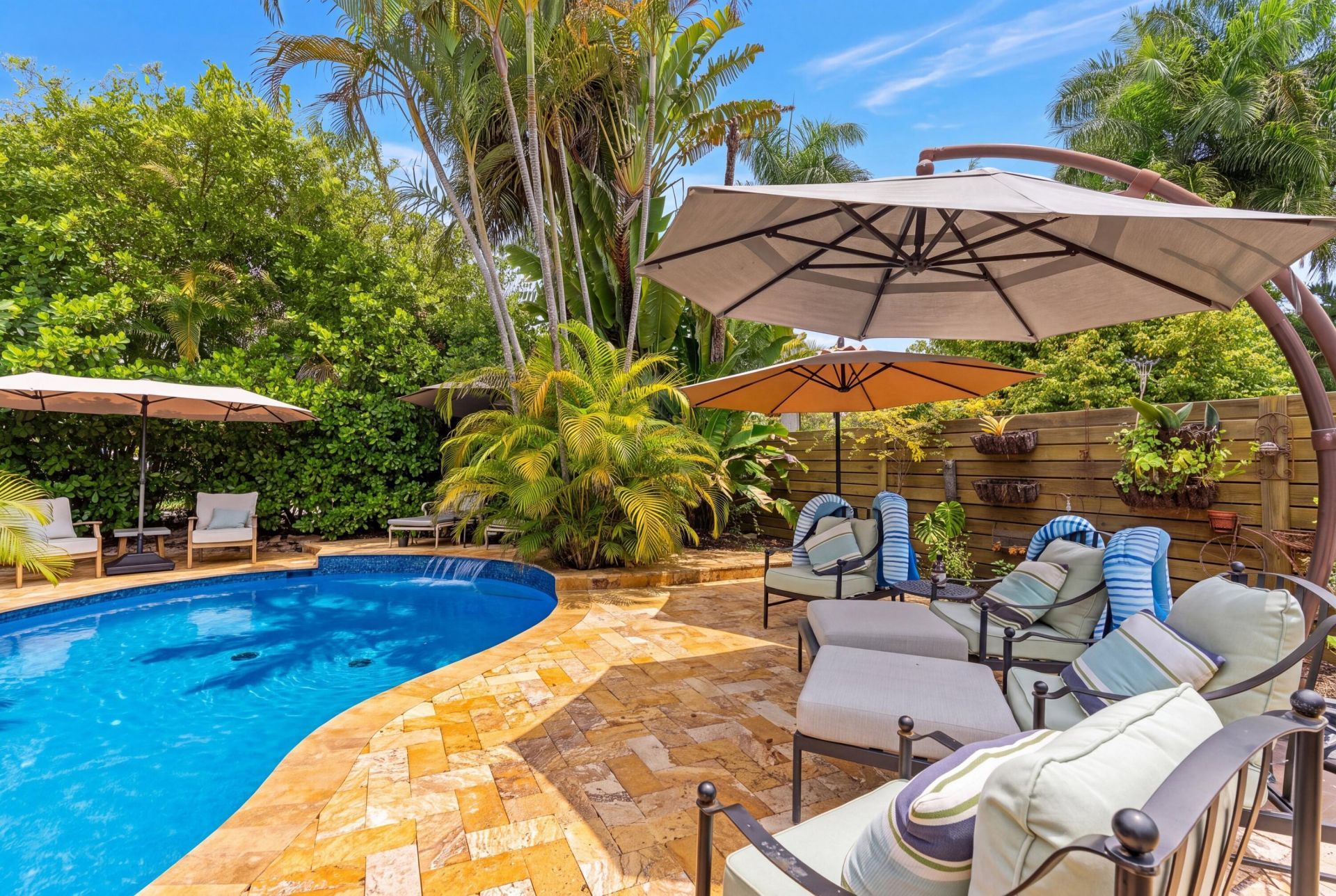 613 S Lakeside Drive, Lake Worth Beach, FL 33460 Photo