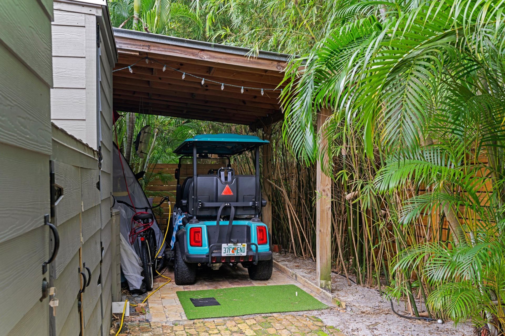 613 S Lakeside Drive, Lake Worth Beach, FL 33460 Photo