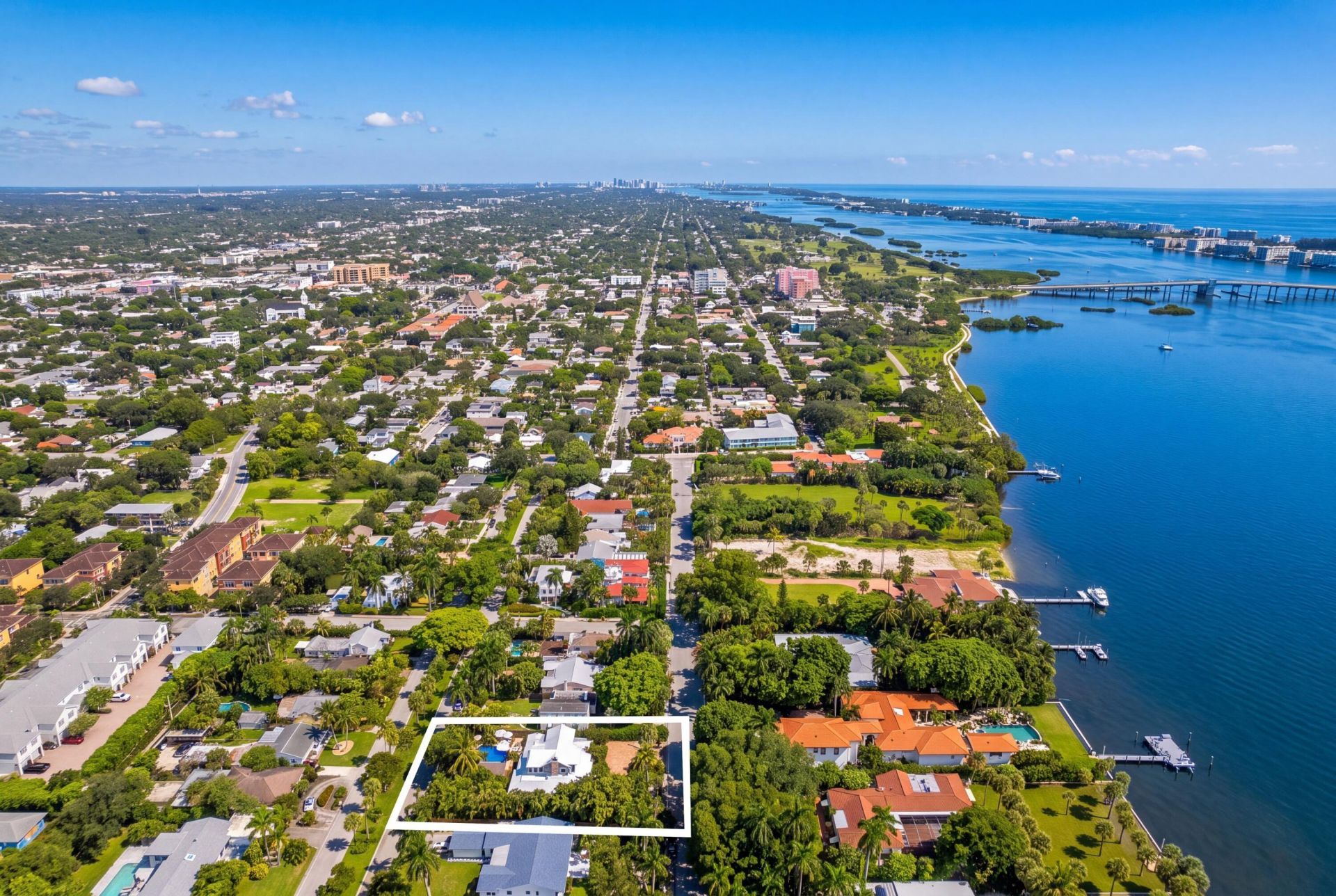 613 S Lakeside Drive, Lake Worth Beach, FL 33460 Photo