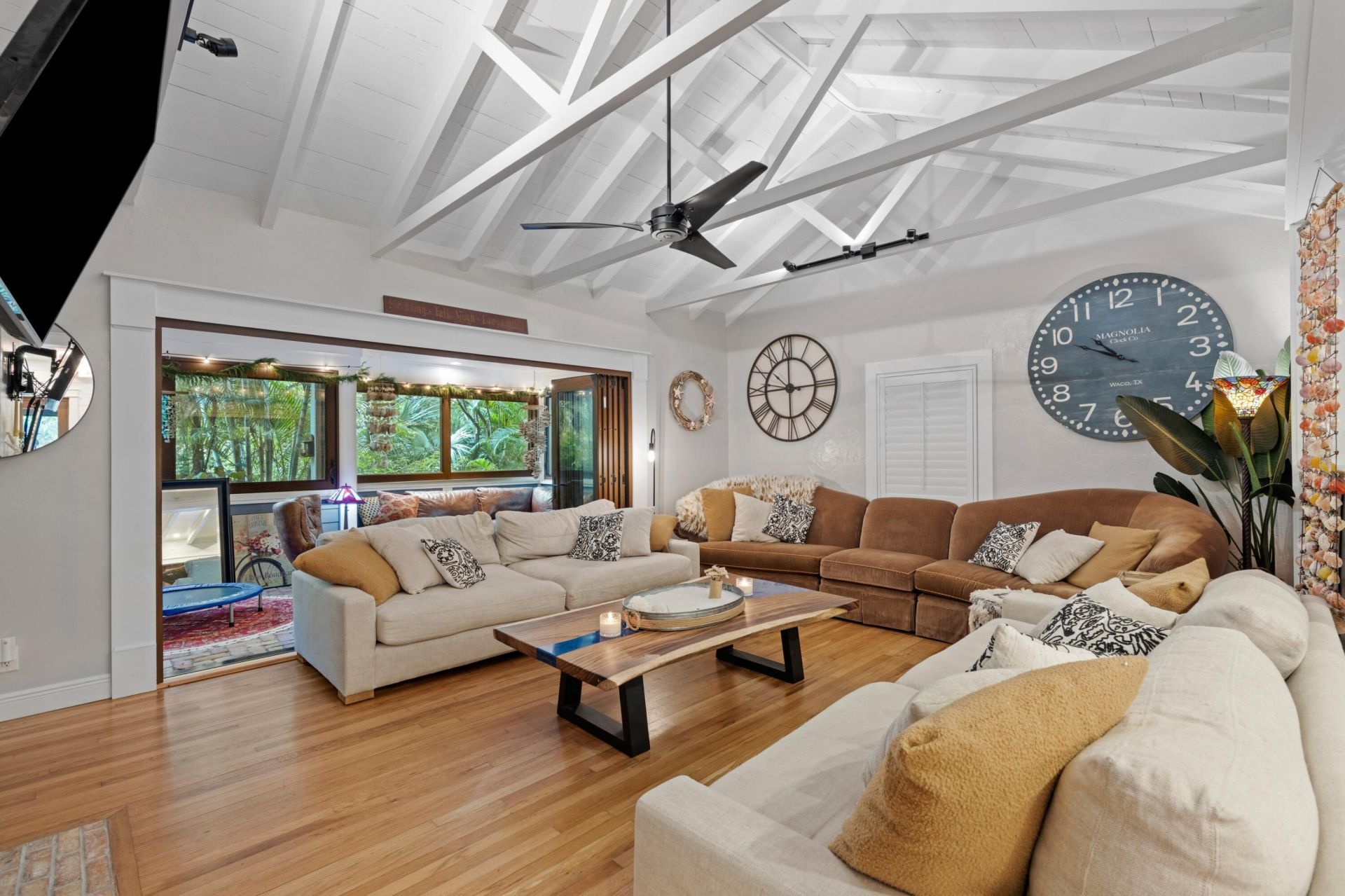613 S Lakeside Drive, Lake Worth Beach, FL 33460 Photo