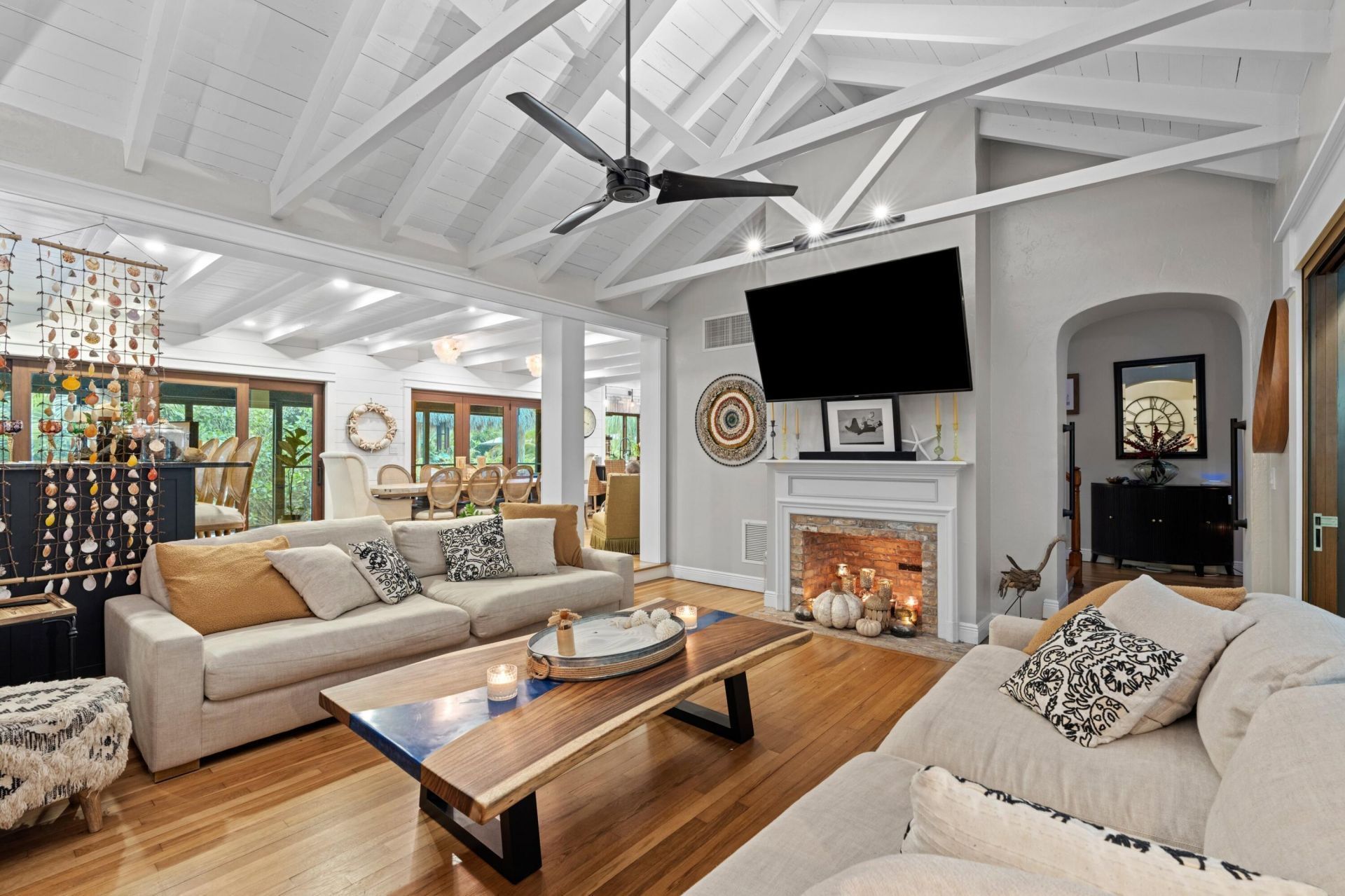 613 S Lakeside Drive, Lake Worth Beach, FL 33460 Photo