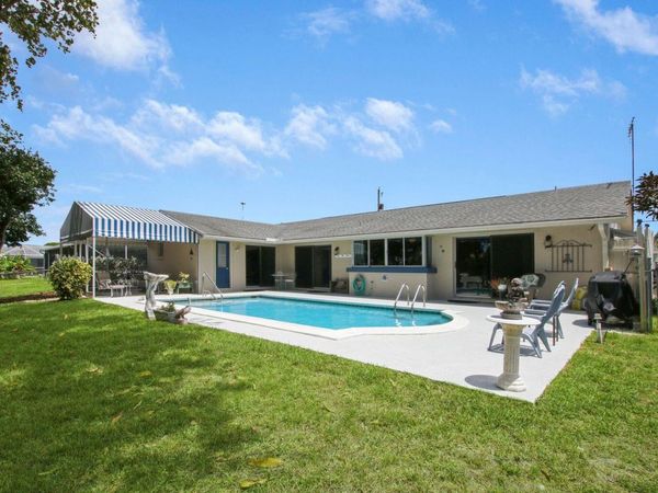 1210 SW 26th Avenue, Boynton Beach, FL 33426