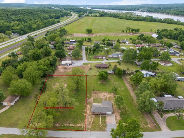 165th West Avenue , Sand Springs, OK 74063