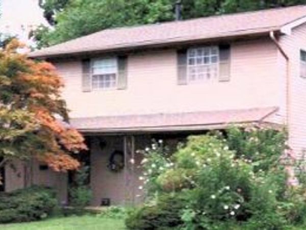 4966 Almont Drive , Columbus, OH 43229