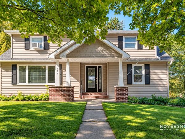 727 Myrtle Street, Reedsburg, WI 53959