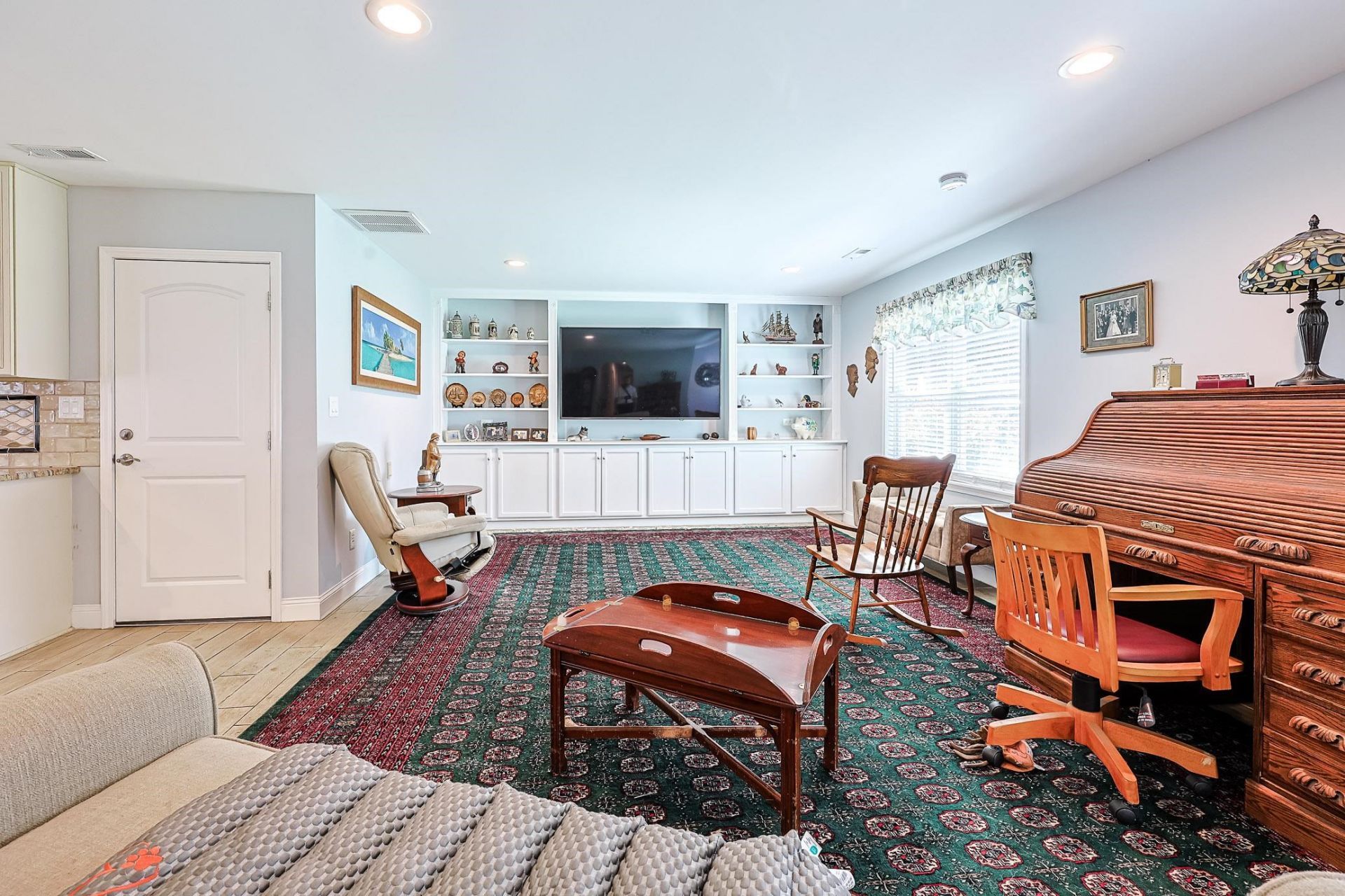 4625 Boxwood Dr. Photo 5