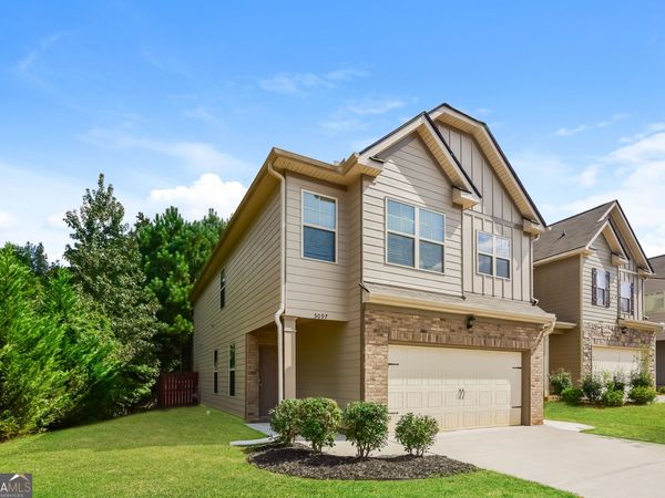 5097 Rapahoe Trail, Atlanta, GA 30349