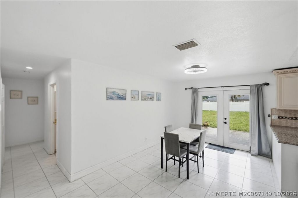 1357 SE Oakmont Lane Se, Port Saint Lucie, FL 34952 Photo
