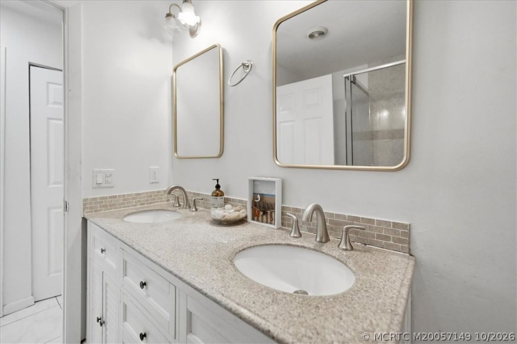 1357 SE Oakmont Lane Se, Port Saint Lucie, FL 34952 Photo