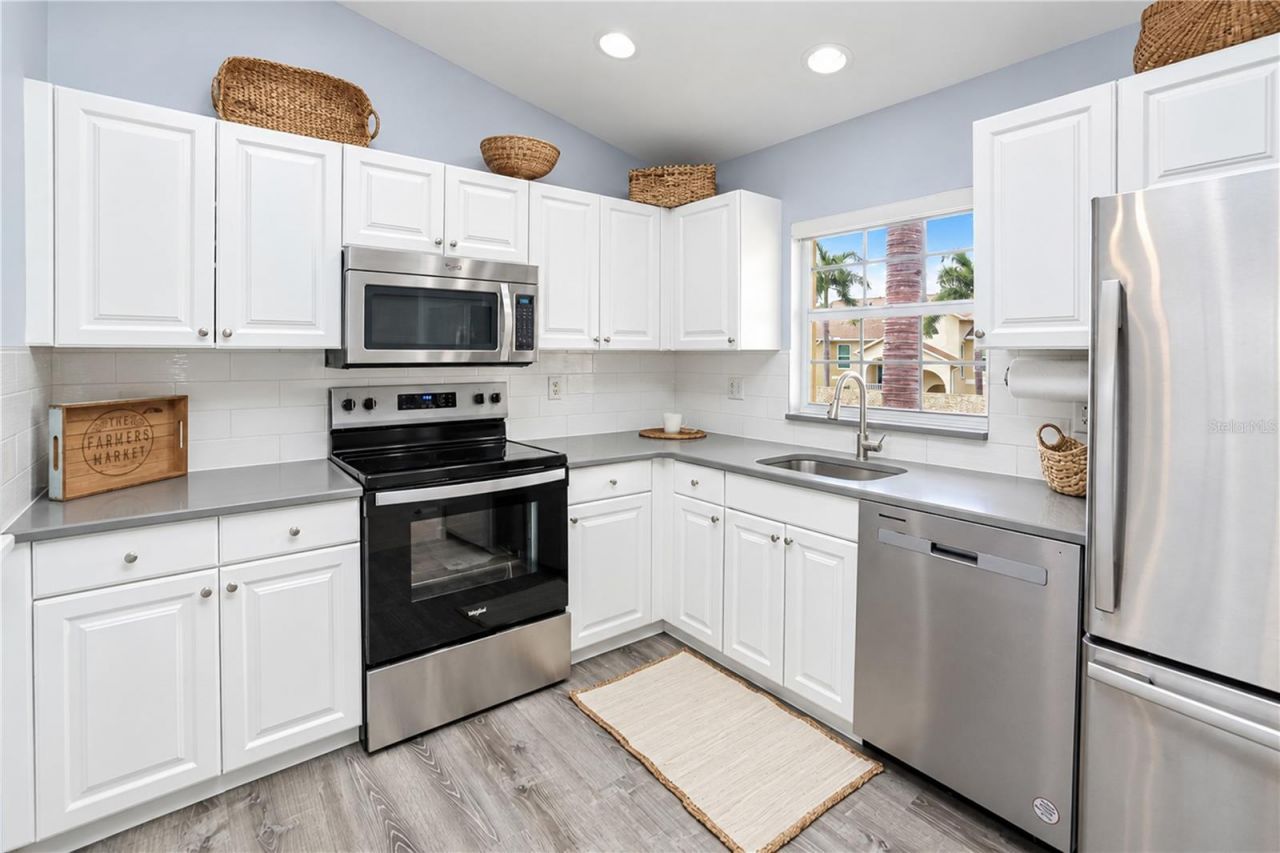 8389 Wingate Drive, Unit 2320, Sarasota, FL 34238 Photo