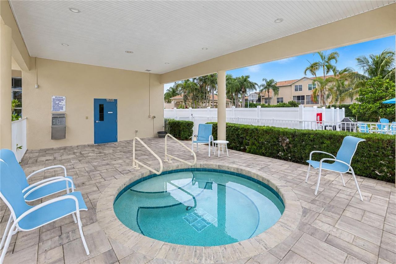 8389 Wingate Drive, Unit 2320, Sarasota, FL 34238 Photo