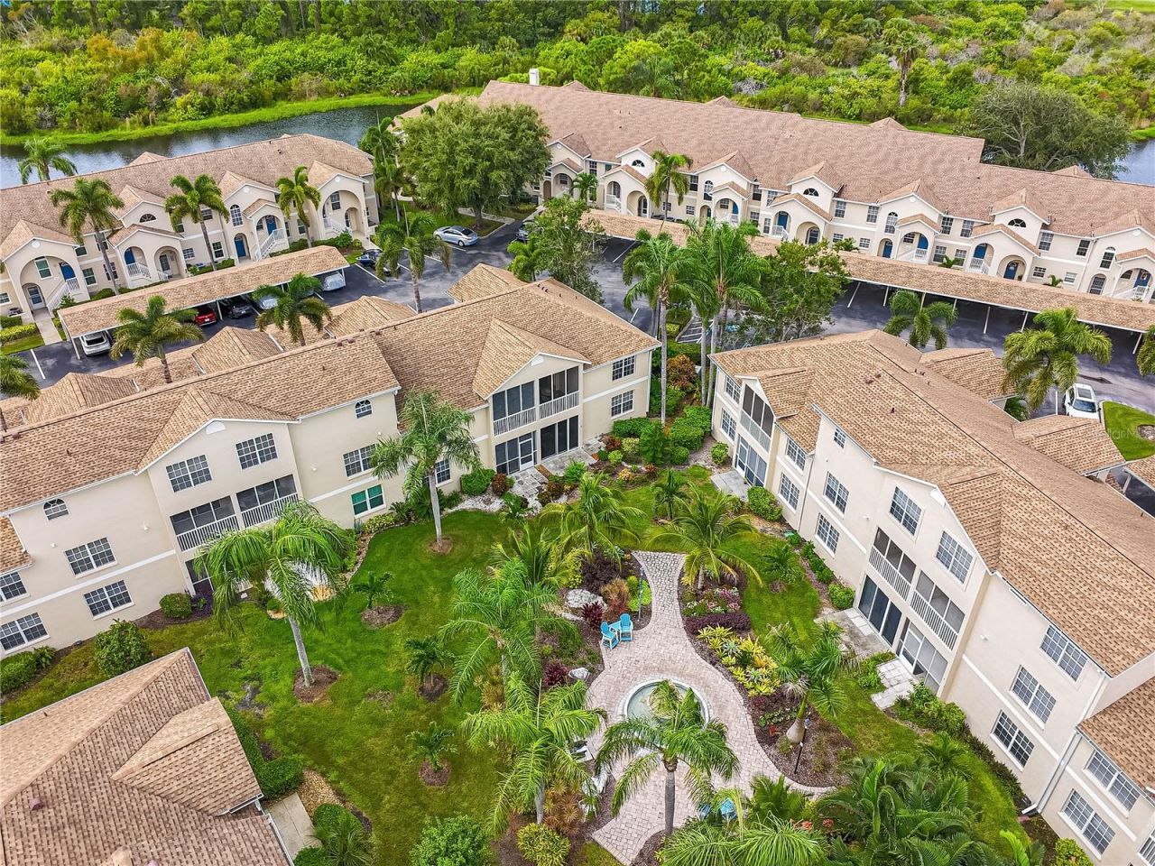 8389 Wingate Drive, Unit 2320, Sarasota, FL 34238 Photo