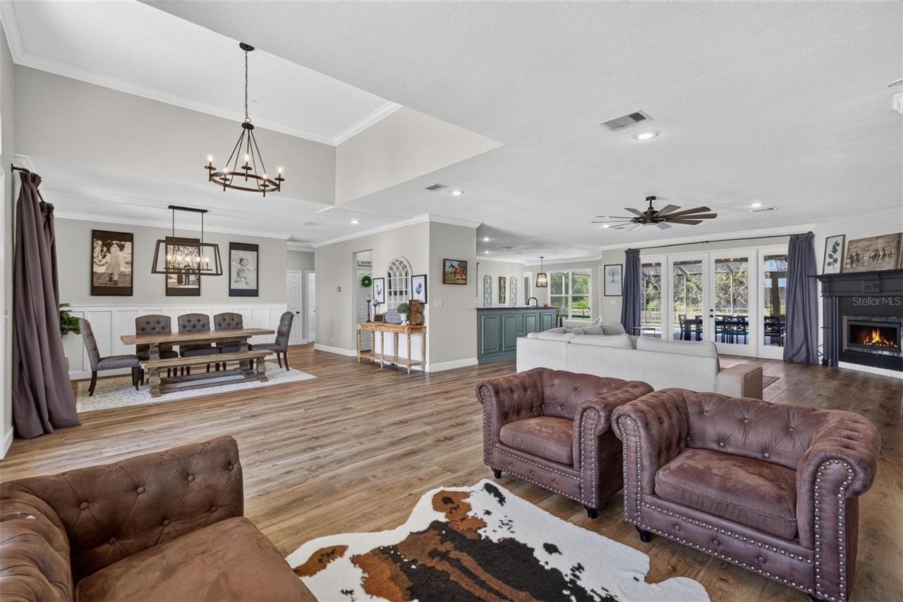 15818 Mahoney Drive, Spring Hill, FL 34610 Photo
