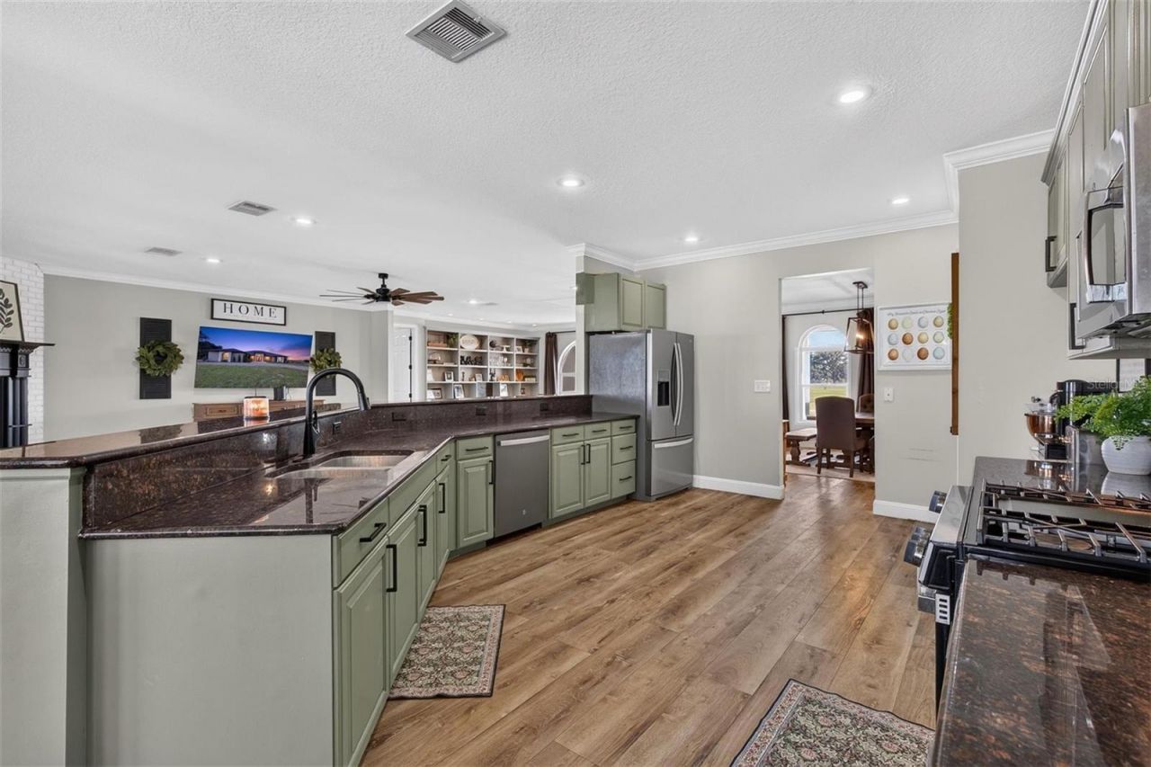 15818 Mahoney Drive, Spring Hill, FL 34610 Photo