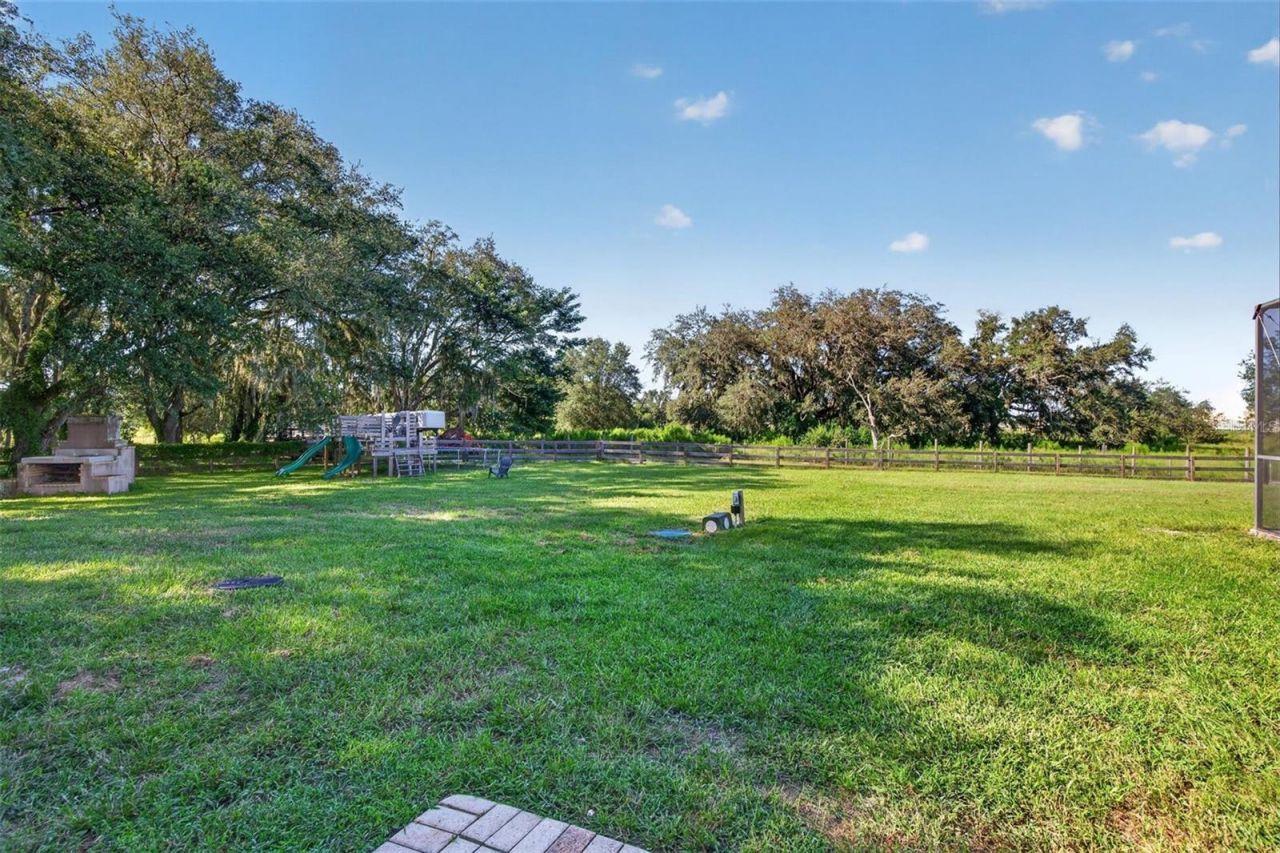 15818 Mahoney Drive, Spring Hill, FL 34610 Photo