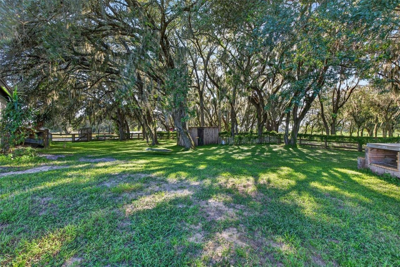 15818 Mahoney Drive, Spring Hill, FL 34610 Photo