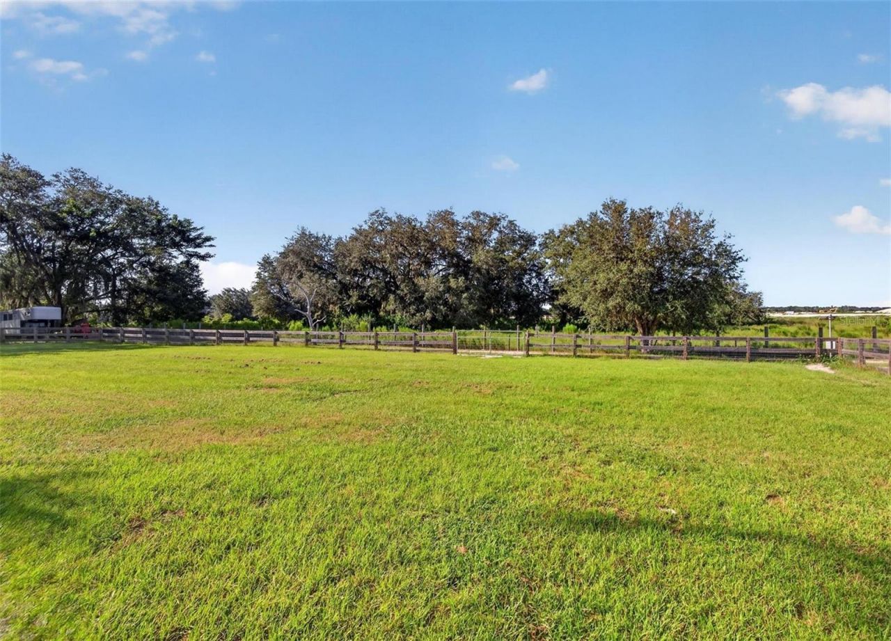 15818 Mahoney Drive, Spring Hill, FL 34610 Photo