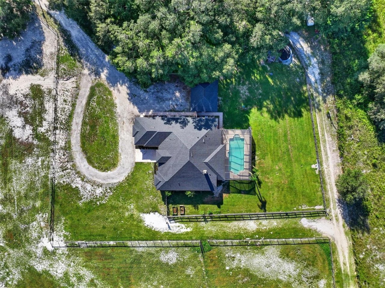 15818 Mahoney Drive, Spring Hill, FL 34610 Photo
