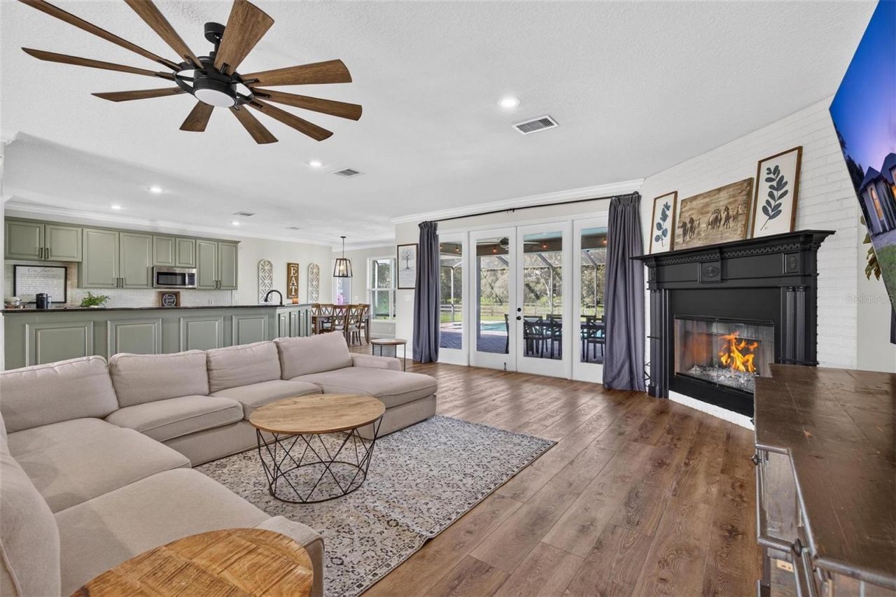 15818 Mahoney Drive, Spring Hill, FL 34610 Photo