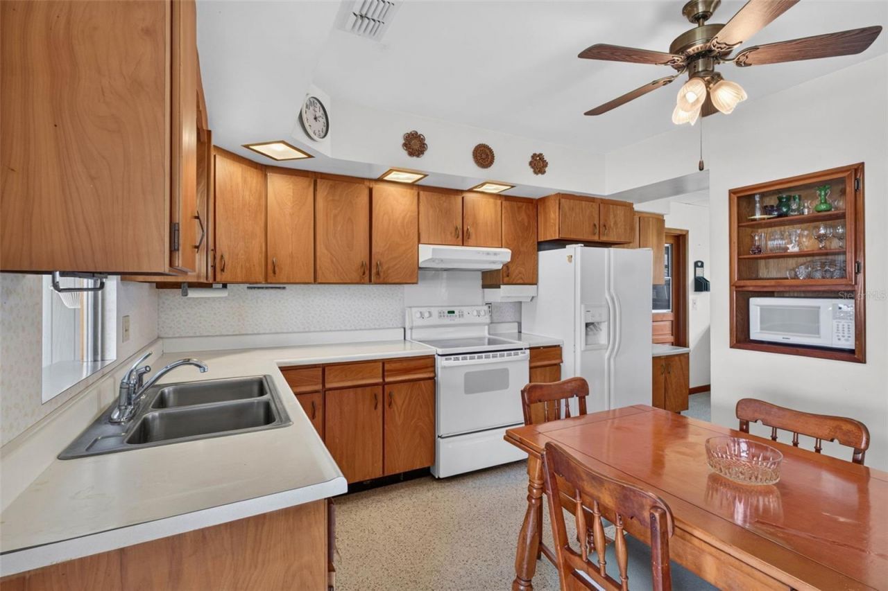 119 Maxcy Lane, Frostproof, FL 33843 Photo