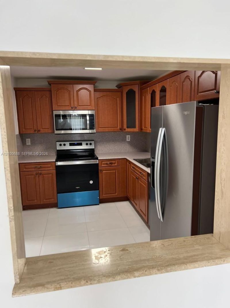 20850 San Simeon Way , Unit 106-5, Miami, FL 33179 Photo