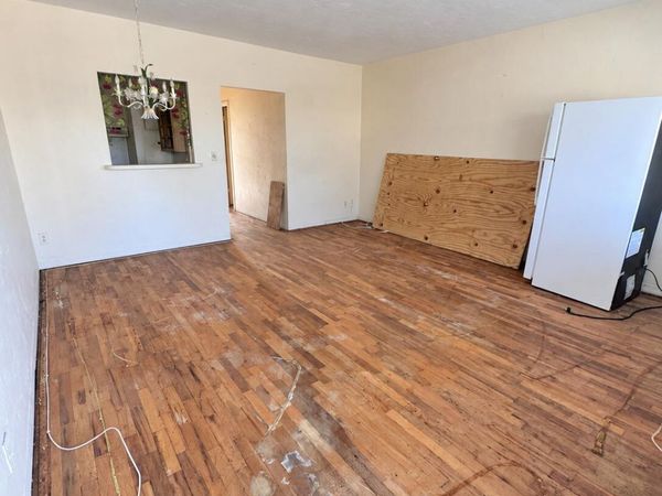 600 LAYNE Boulevard, Unit 211, Hallandale Beach, FL 33009