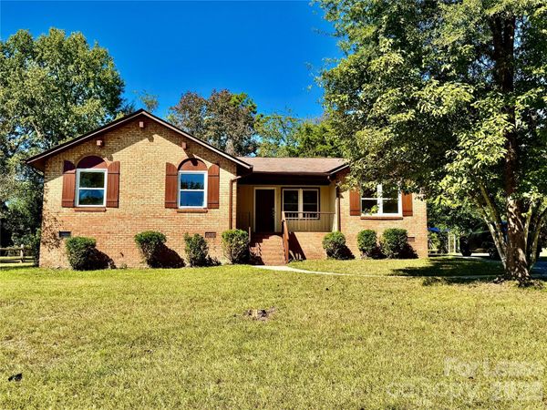 3517 Cross Winds Drive, Charlotte, NC 28227