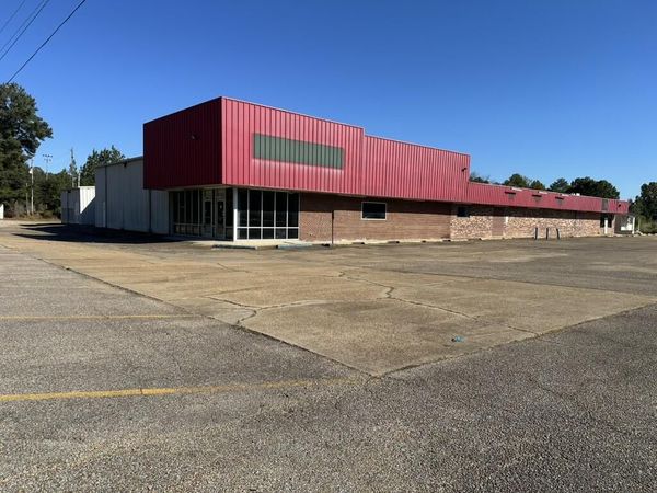 616 Romie Hill Ave., Shannon, MS 38868