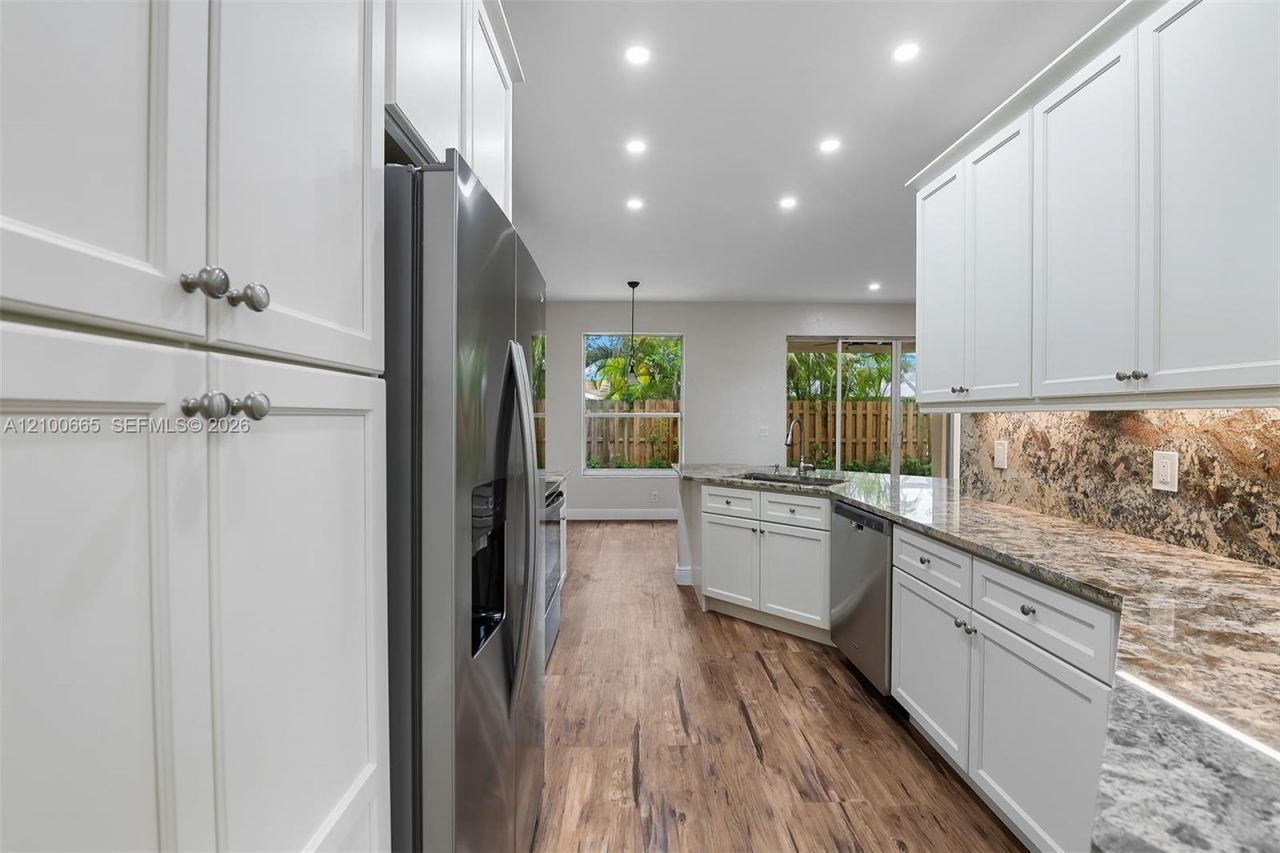 9720 Vineyard Court , Unit 9720, Boca Raton, FL 33428 Photo