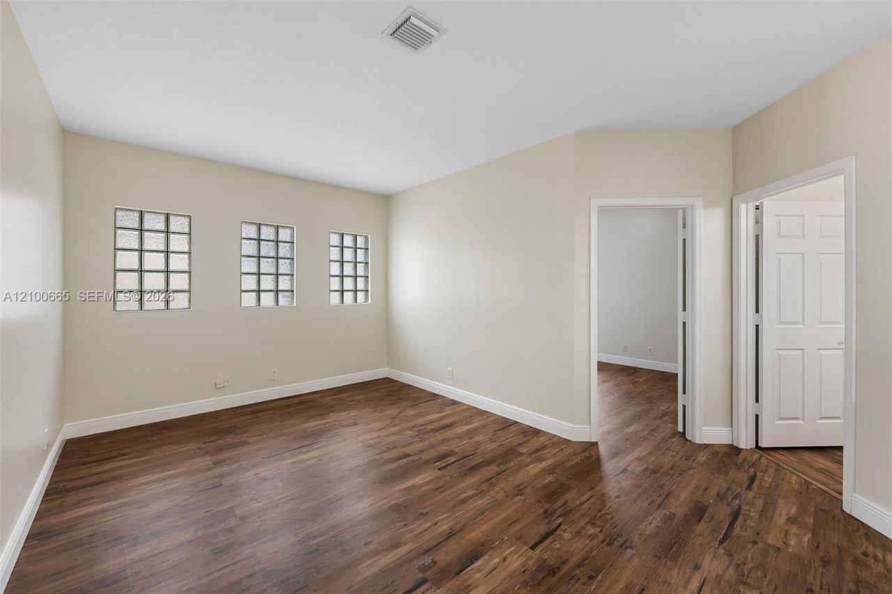9720 Vineyard Court , Unit 9720, Boca Raton, FL 33428 Photo