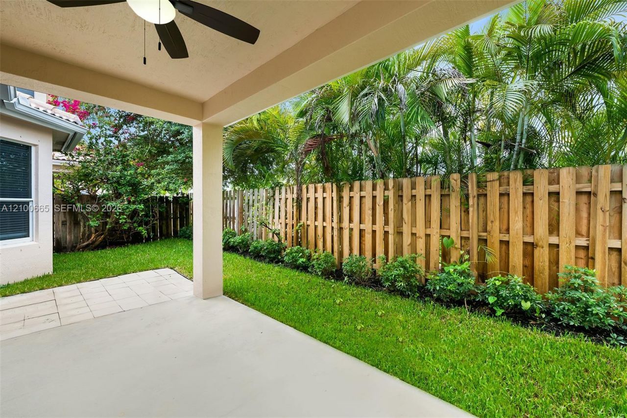 9720 Vineyard Court , Unit 9720, Boca Raton, FL 33428 Photo