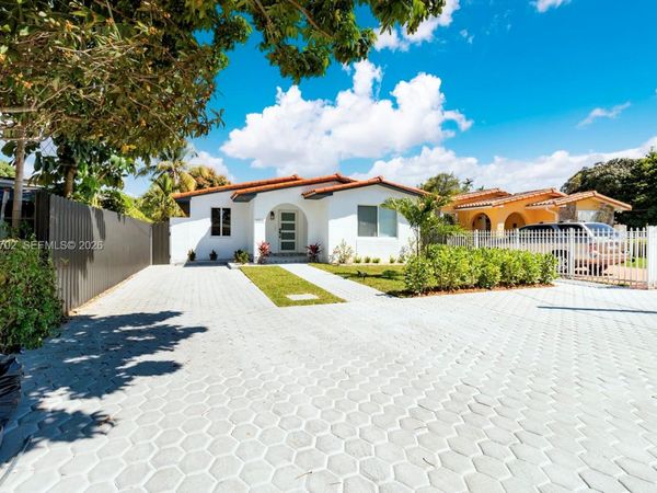 2039 SW 60th Ct , Miami, FL 33155