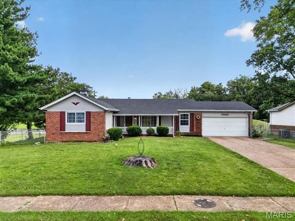 3040 Churchill Drive , Florissant, MO 63033