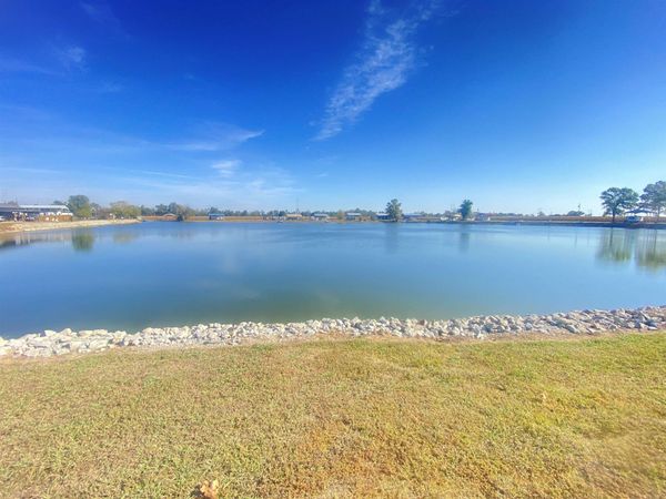 213 RETRIEVER LOOP, Crump, TN 38327