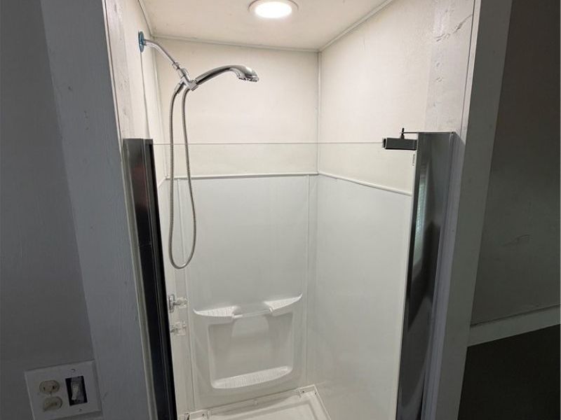 3658 E 55th Street , Unit upper, Cleveland, OH 44105 Photo 5