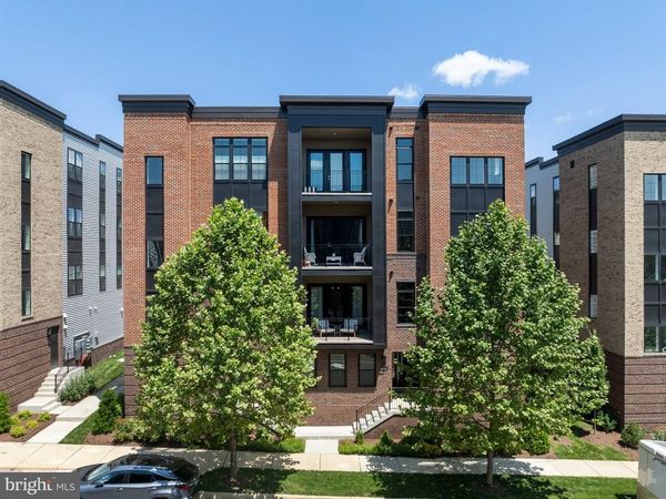43442 CROSON LANE, Unit 100, ASHBURN, VA 20148
