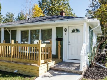 3 Kelvin Drive, Buffalo, NY 14223