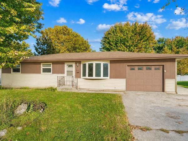 1606 MASON STREET, New Holstein, WI 53061