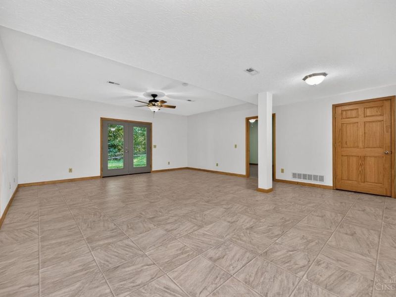 4928 Long Farm Lane, Madison Township, OH 45067 Photo 35