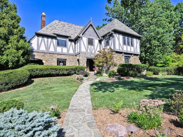 524 Ludlow Avenue, Cincinnati, OH 45220
