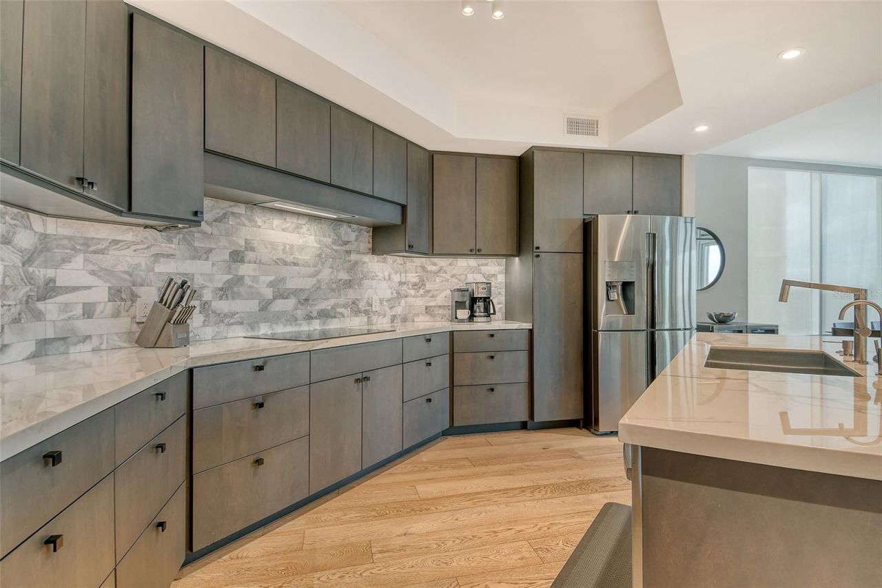 401 N Point Road, Unit 404, Osprey, FL 34229 Photo
