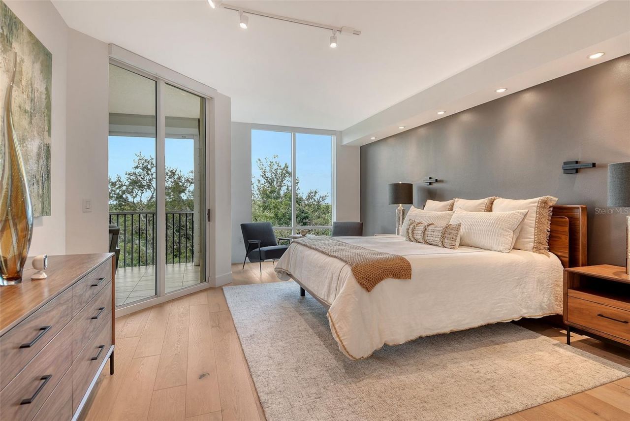 401 N Point Road, Unit 404, Osprey, FL 34229 Photo