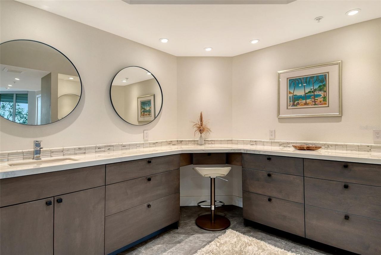 401 N Point Road, Unit 404, Osprey, FL 34229 Photo
