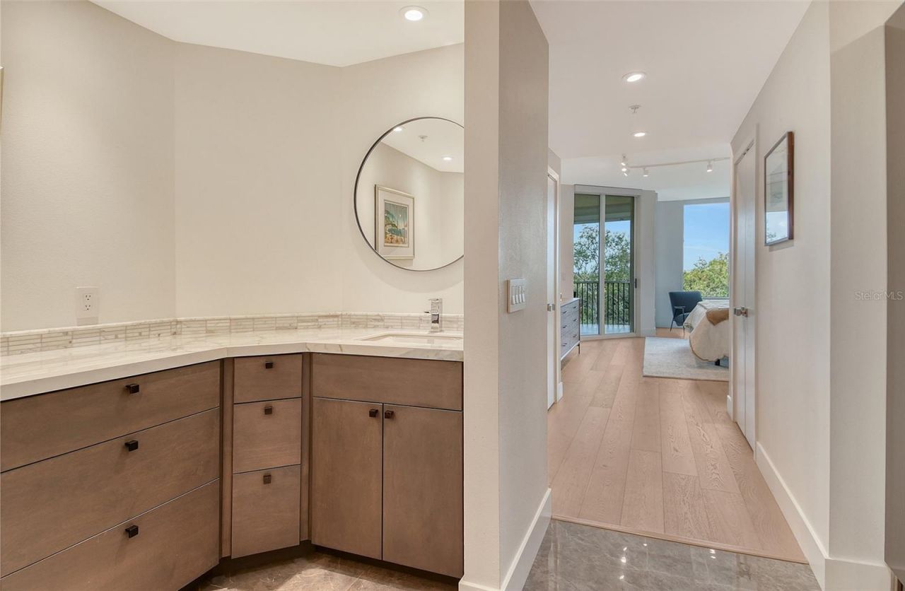 401 N Point Road, Unit 404, Osprey, FL 34229 Photo